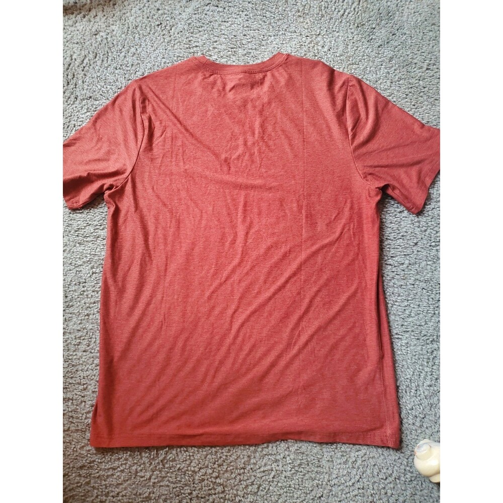 Mens Sketchers Tshirt Super Soft Color Brick Size Meduim - Picture 3 of 16